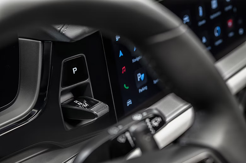 汽车制造商开始承认用户讨厌触摸屏，物理按键将光荣回归