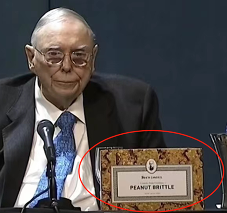 花生脆糖作伴，93岁巴菲特+99岁芒格股东大会“精华”集萃