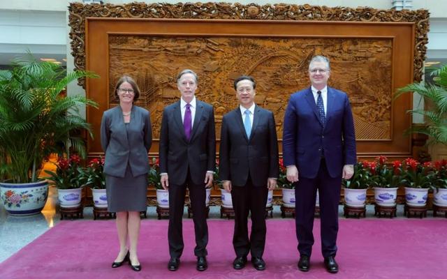 中美外交官员在京举行会谈：中方就台湾等重大原则问题阐明严正立场