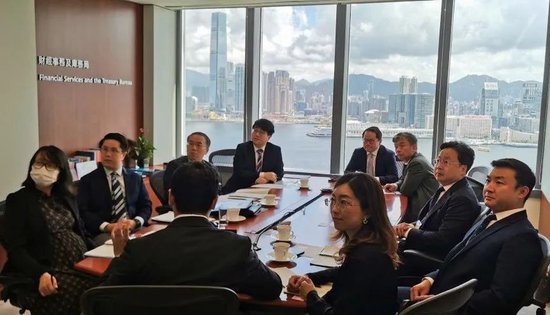 嘉实基金董事长拜访香港财库局、香港金融管理局、香港证券及期货事务监察委员会