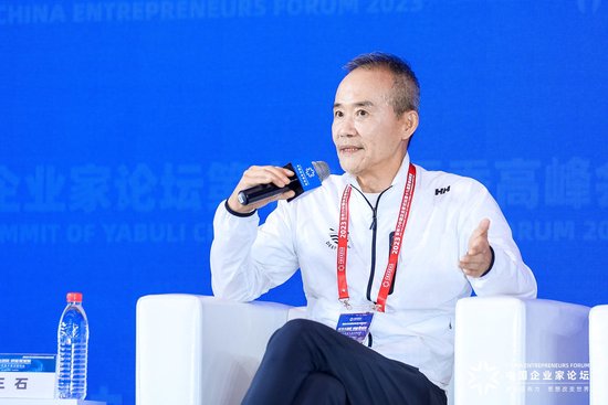 王石称香港开发商是学习榜样，罗康瑞：我自己看过七个高低潮