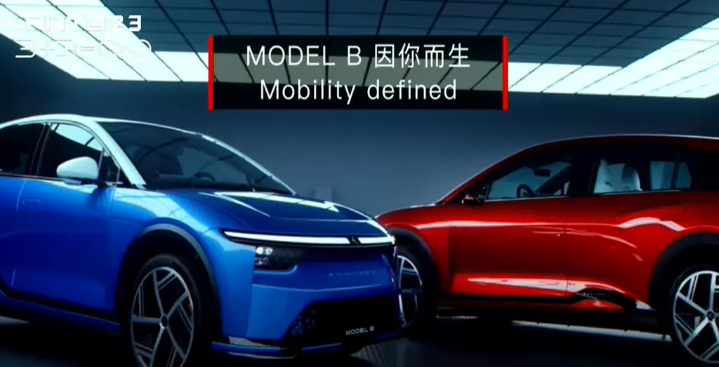 富士康推出量产版 Model B 电动汽车和商务车 Model N